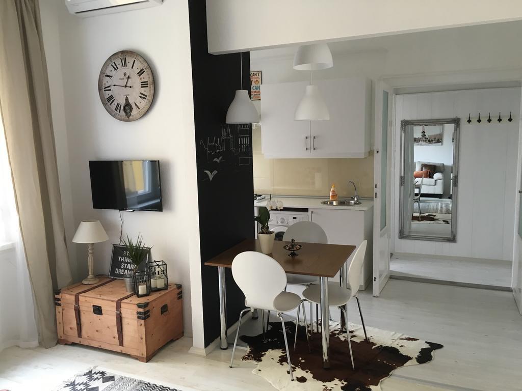 Standard Apartment By Hi5 - Karoly 23 Budapesta Exterior foto